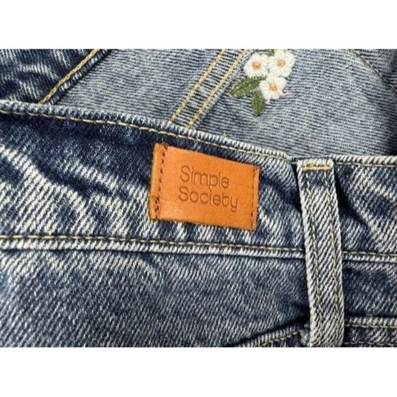 Simple Society Size 11 30 Womens Denim Jean Shorts High Rise Cut Off Emb… - Picture 4 of 4